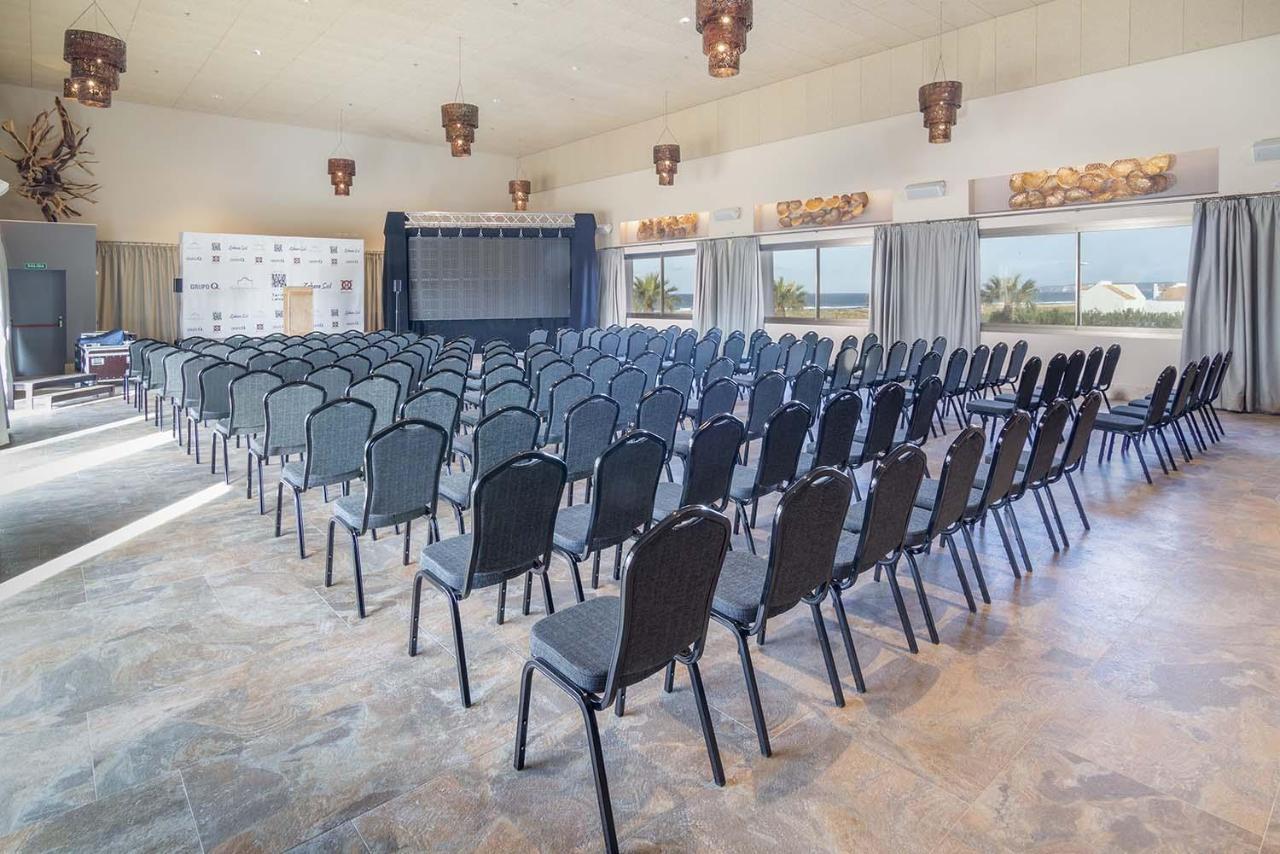 Zahara Beach & Spa By Qhotels - Adults Recommended Zahara de los Atunes Esterno foto The conference room at the hotel